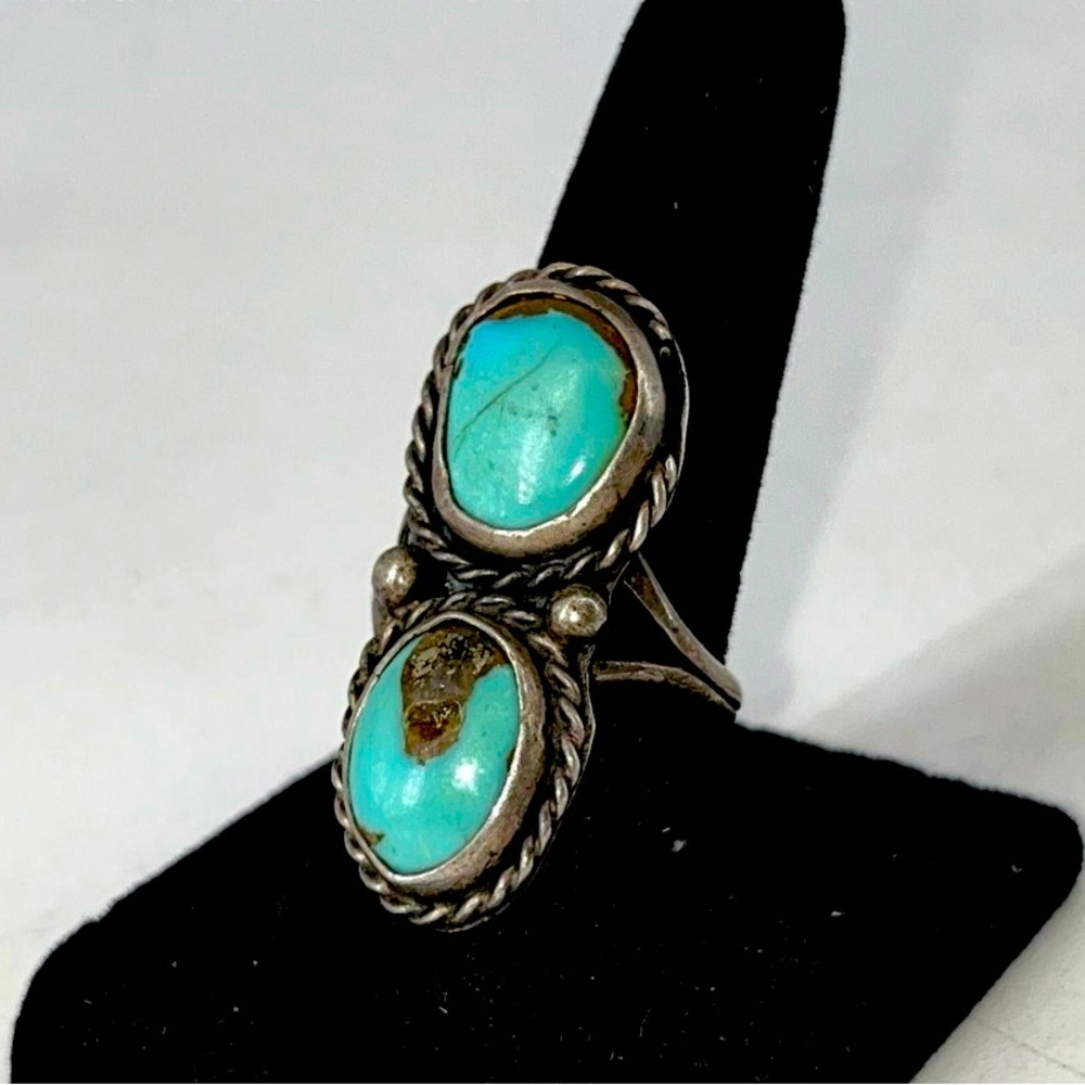Vintage Southwestern Turquoise ring
